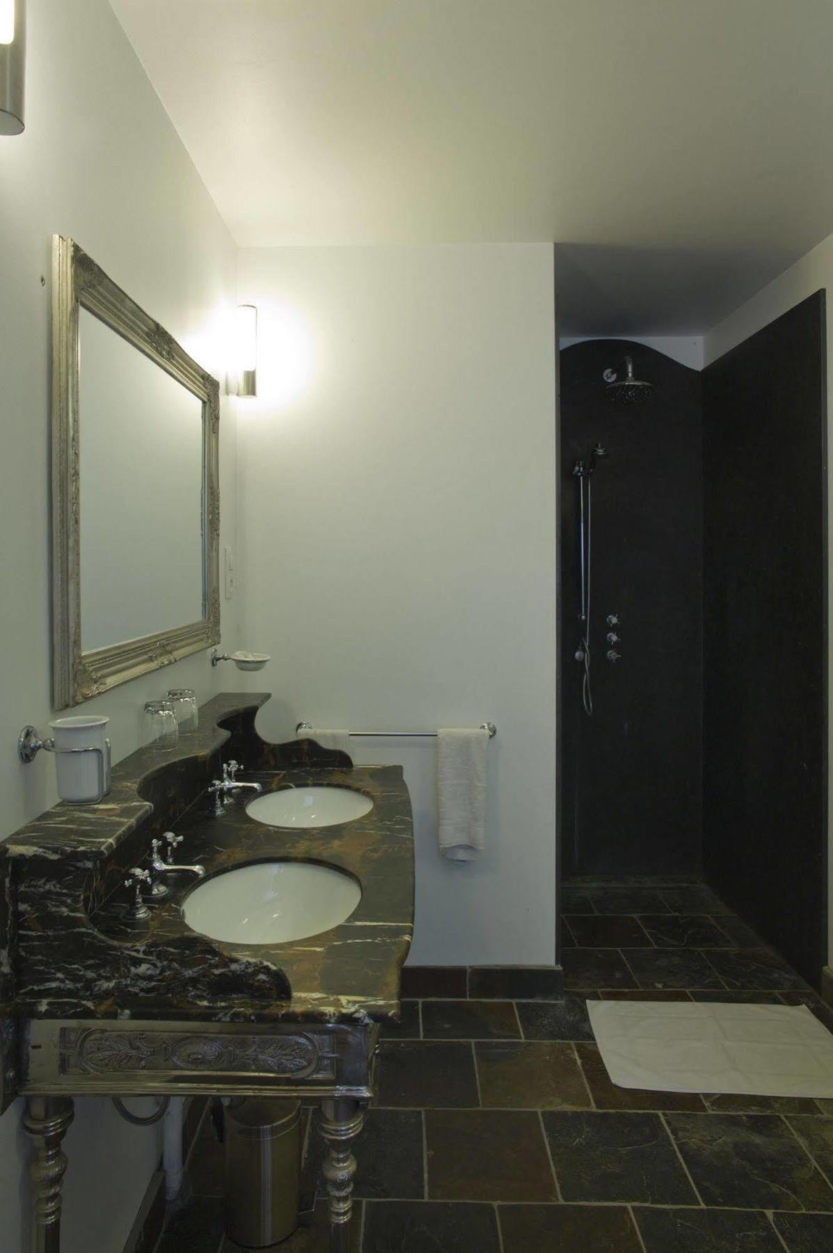 ביון Hotel Le Home מראה חיצוני תמונה